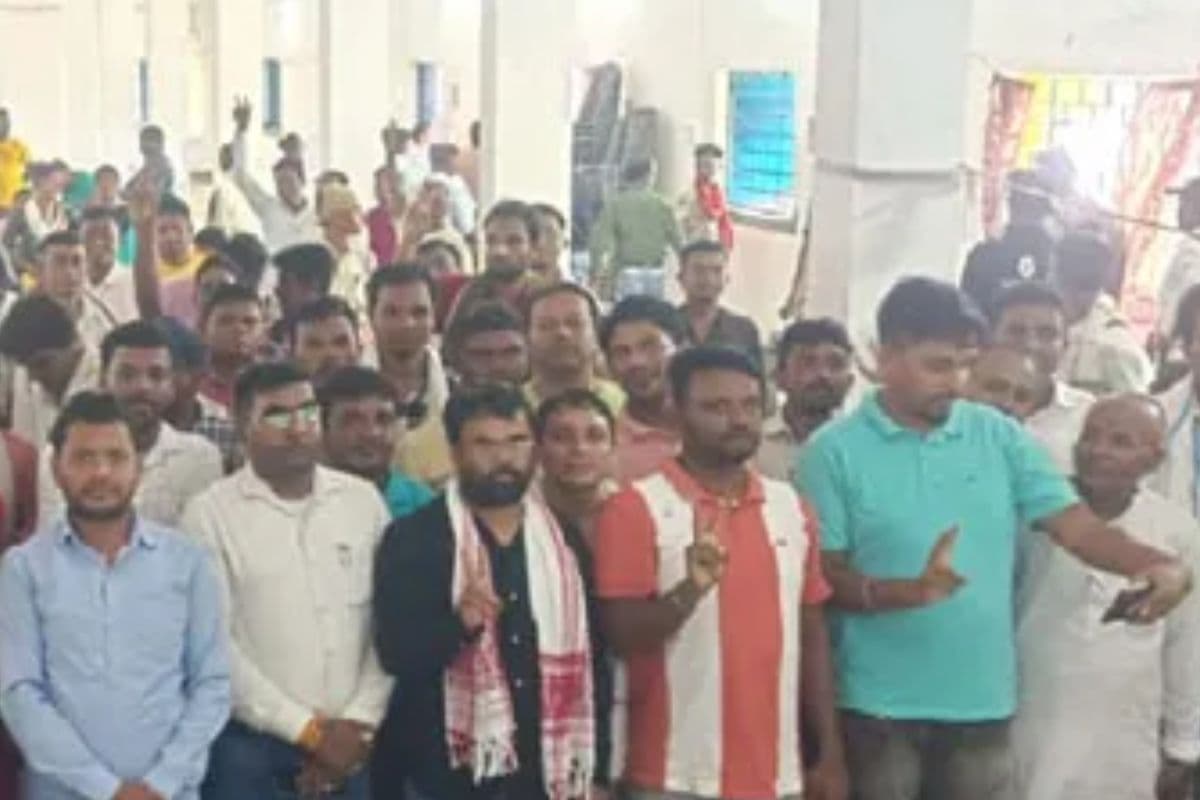 Panchayat Sahayak Salary: दशहरा में नहीं मिले पैसे, अब दीपावली और छठ का इंतजार, 15 हजार पंचायत सहायकों का छलका दर्द