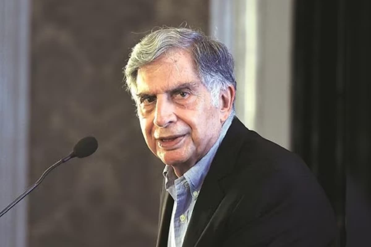 Ratan Tata Love Story: अधूरी रह गई रतन टाटा की प्रेम कहानी, प्यार में डूबी थी ये बॉलीवुड एक्ट्रेस