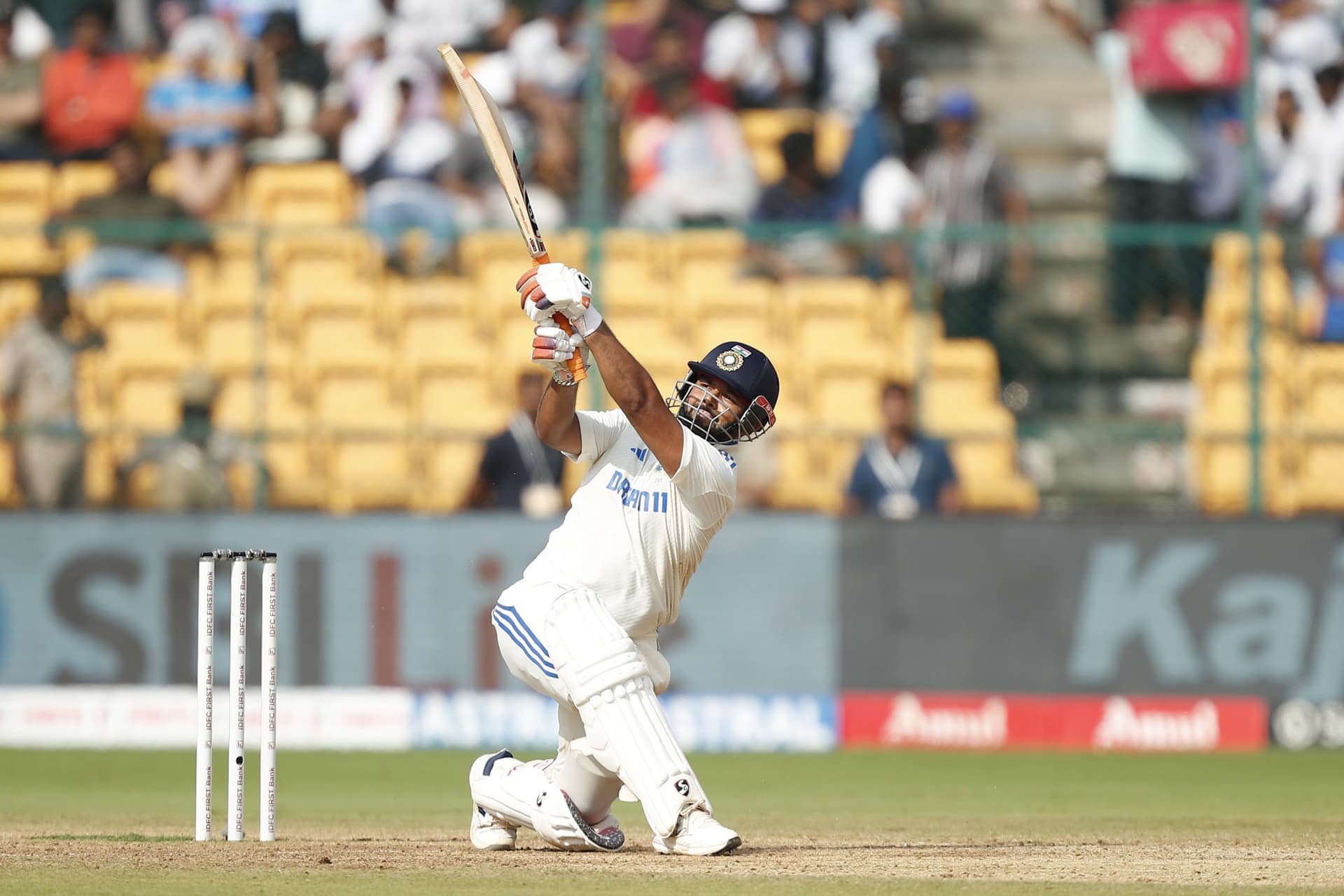 Rishabh की छोटी लेकिन तूफानी पारी ने लगाई रिकॉर्ड्स की झड़ी, विश्व क्रिकेट में मचा तहलका
