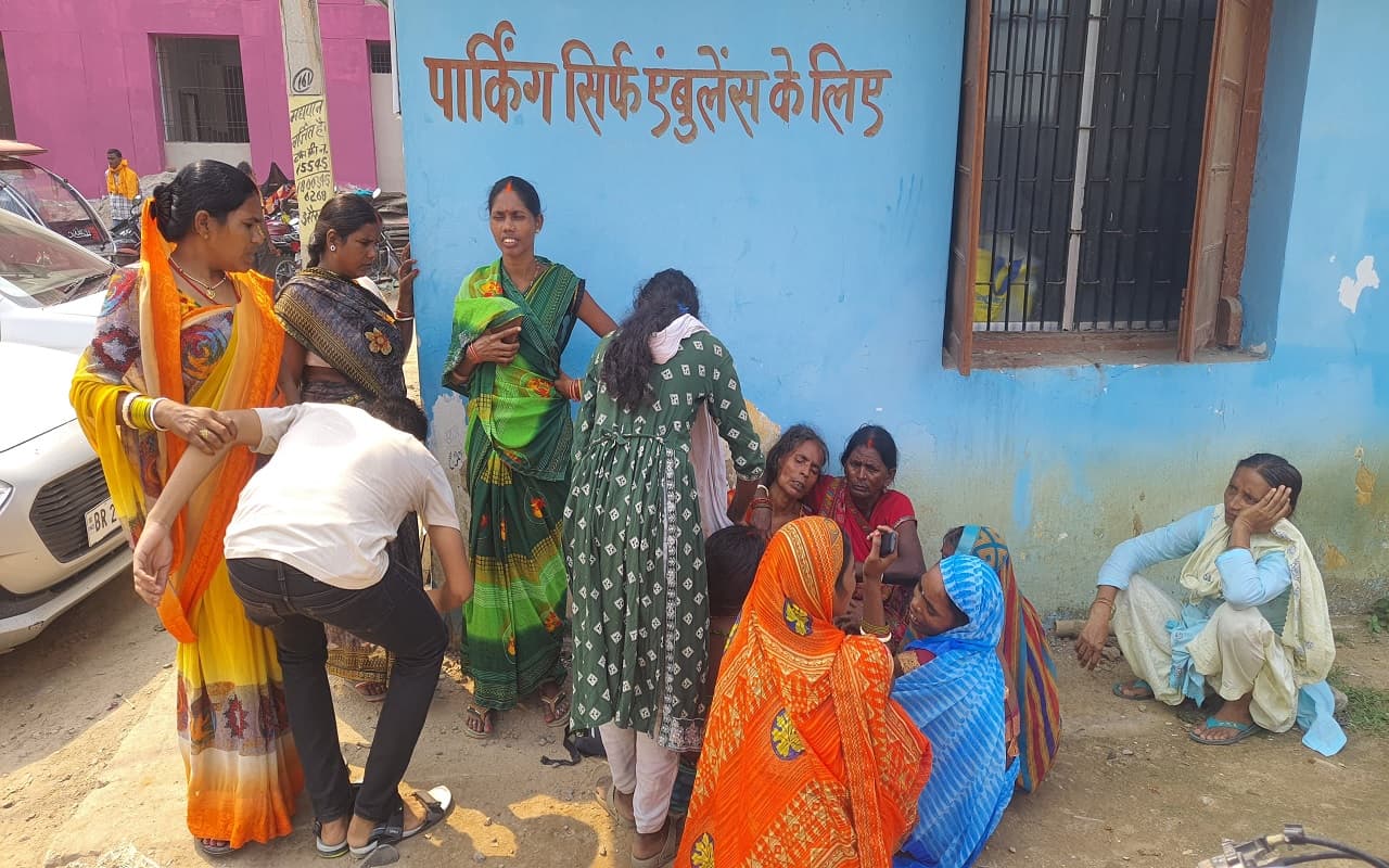 Bihar News: औरंगाबाद में बधार में टूटकर गिरा था करंट दौड़ रहा तार, संपर्क में आने से बुजुर्ग की मौत