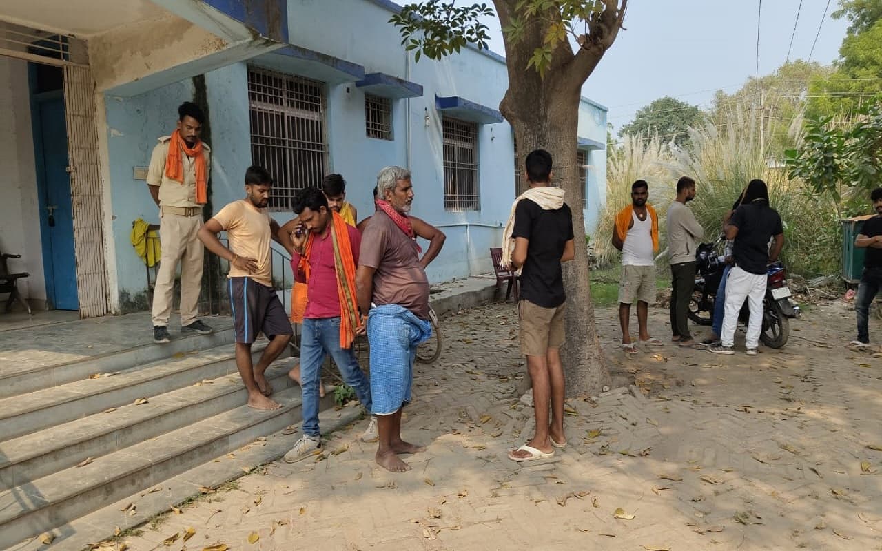 Bihar News: छपरा में युवक की हत्या, नाव से नदी किनारे आकर अपराधियों ने मारी गोली