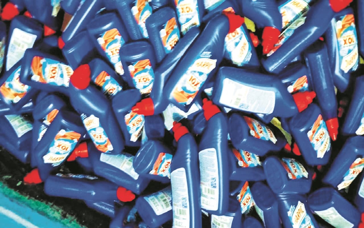 ब्रांडेड समझकर आप भी तो नहीं खरीद रहे नकली कॉस्मेटिक? पटना में साबुन-सैंपू वगैरह का बड़ा खेल धराया...