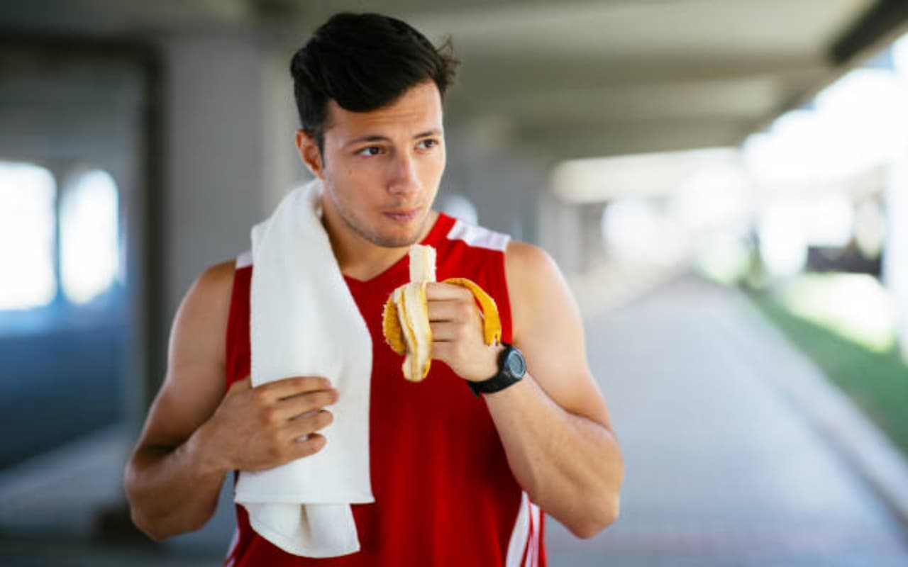 Weight Loss Tips: वजन कम करने में मदद करेगा केला, जाने क्या है खाने का सही तरीका