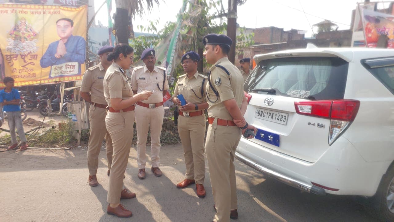 आईजी गरिमा मलिक पहुंची बिहटा, जाम का लिया जायजा, कहा- वैकल्पिक मार्गों से हटाये अतिक्रमण