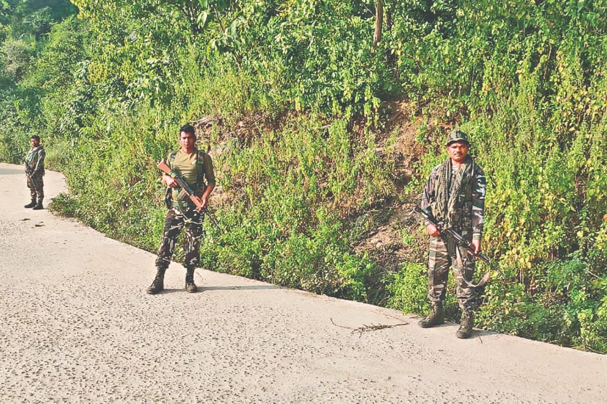 नक्सल आतंक से आजाद हुआ झारखंड का यह गांव, पहली बार लोग अपने गांव के बूथ में करेंगे मतदान