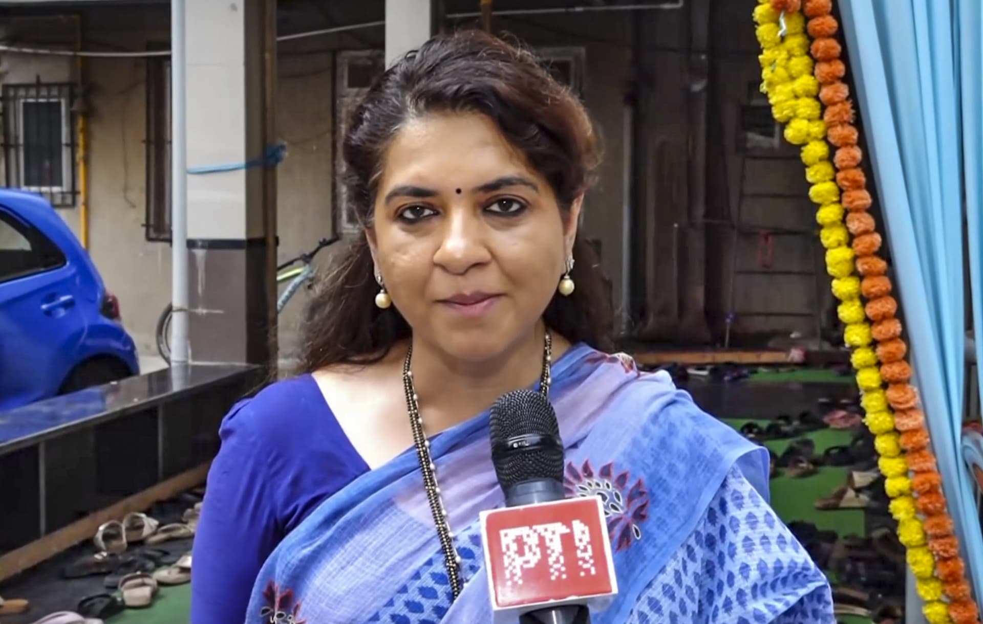 Maharashtra News: तूल पकड़ रहा अरविंद सावंत का विवादित बयान, थाना पहुंची शाइना एनसी, महिलाओं ने खोला मोर्चा