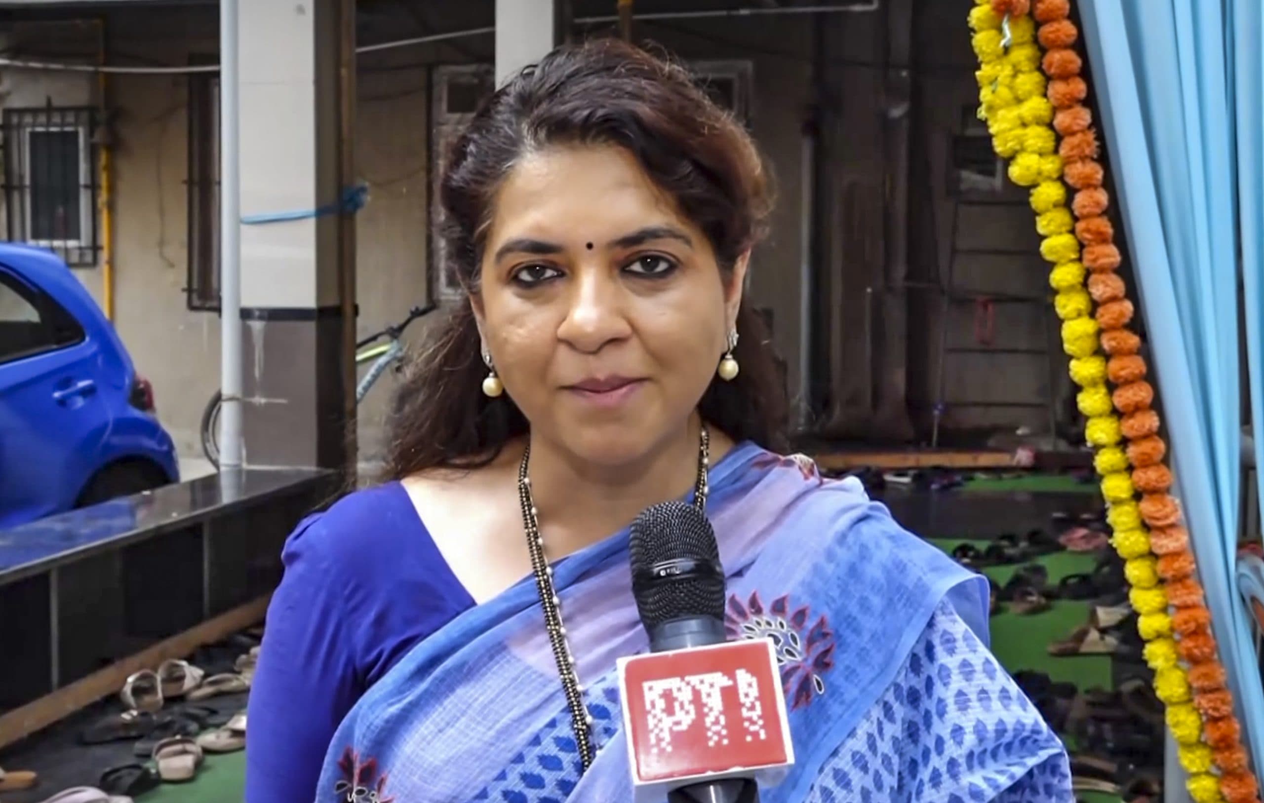 Maharashtra News: तूल पकड़ रहा अरविंद सावंत का विवादित बयान, थाना पहुंची शाइना एनसी, महिलाओं ने खोला मोर्चा