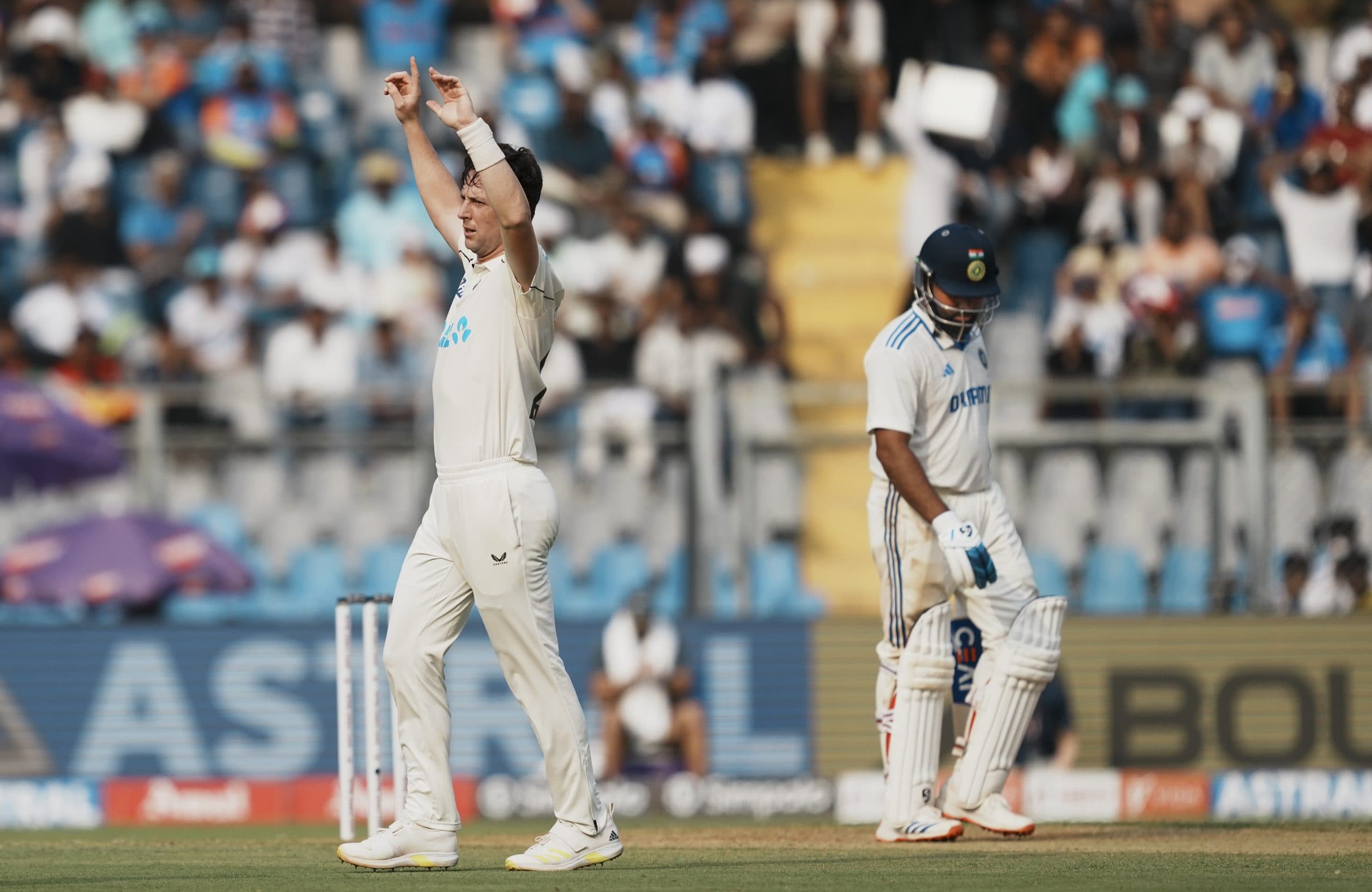 IND vs NZ: रोहित, कोहली, जायसवाल सस्ते में आउट, फिर लड़खड़ाई भारतीय बल्लेबाजी