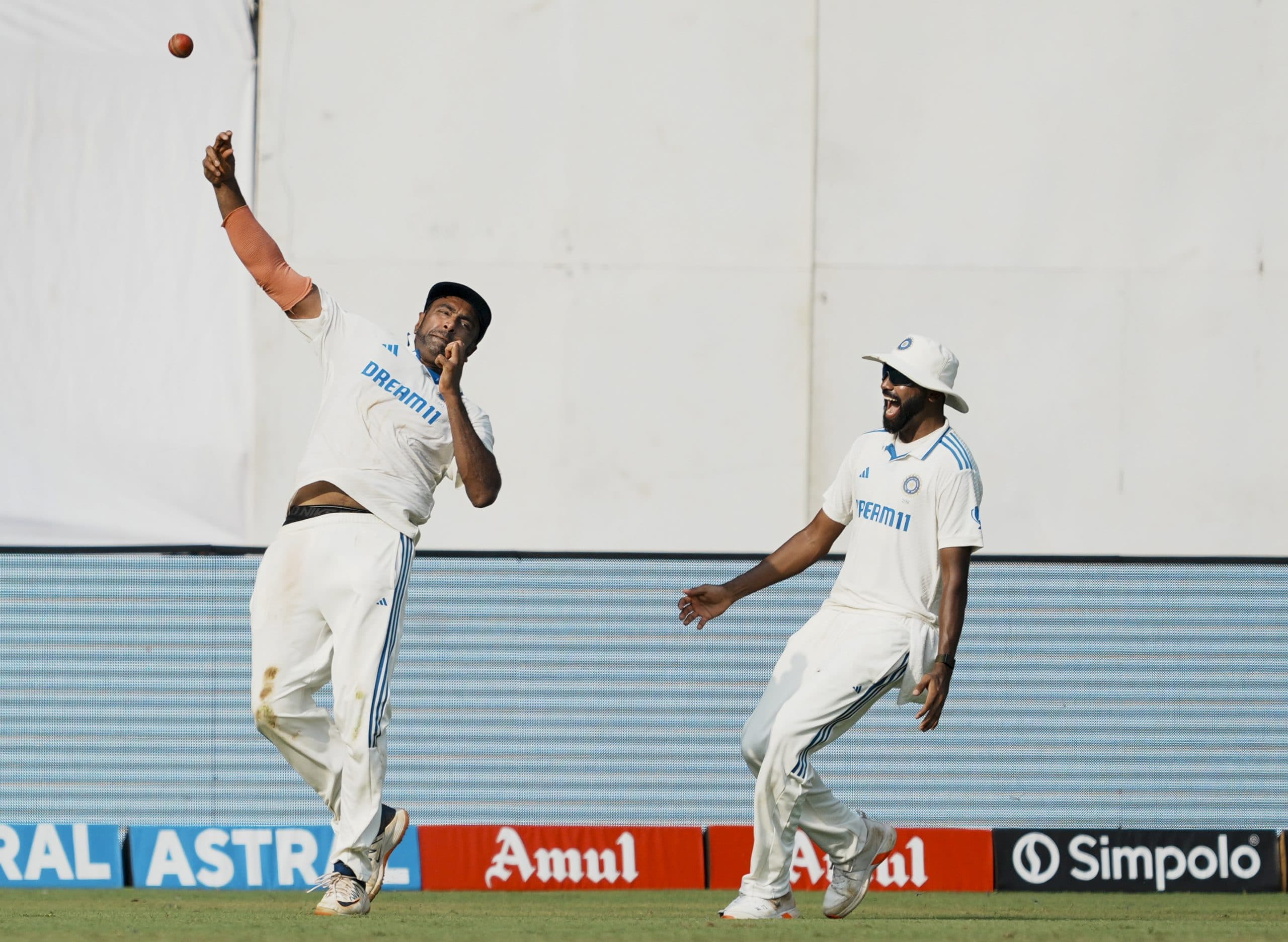 IND vs NZ: देखिए 38 साल के रविचंद्रन अश्विन की फुर्ती, पकड़ा अपने करियर का सबसे बेस्ट कैच