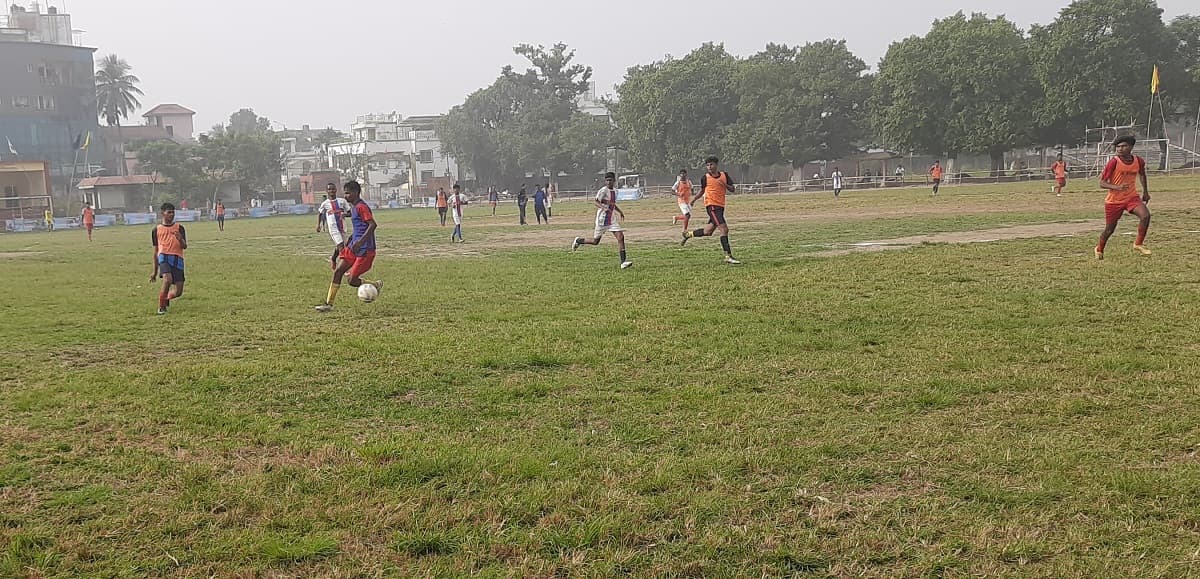 Purnia news : फुटबॉल की बिहार टीम नेशनल गेम में कुछ कर गुजरने को है बेताब