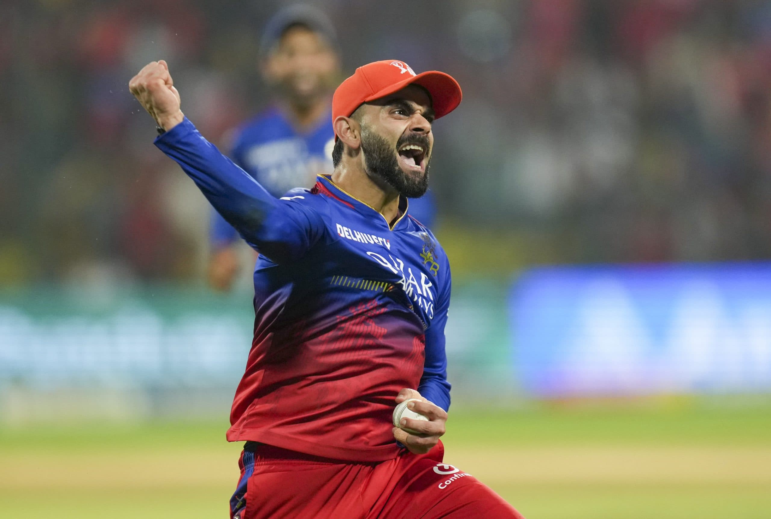 IPL 2025: विराट कोहली की "मेरी नई टीम" पोस्ट ने सोशल मीडिया पर मचाया तहलका