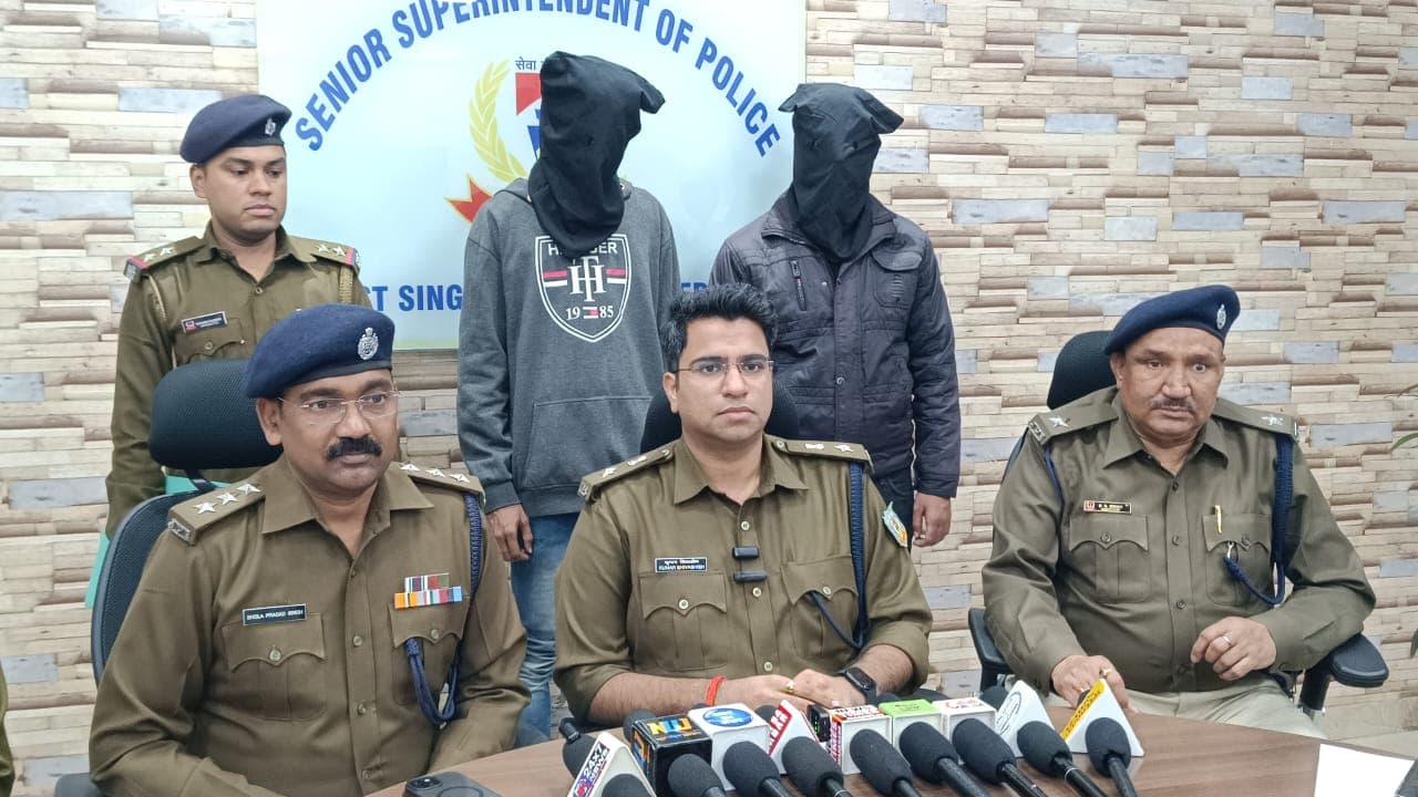 Jamshedpur Crime होटवार जेल से प्रकाश मिश्रा और सोनू सिंह नयन सिंह गिरोह के नाम से मांगते थे रंगदारी, नहीं देने पर करवाते थे फायरिंग