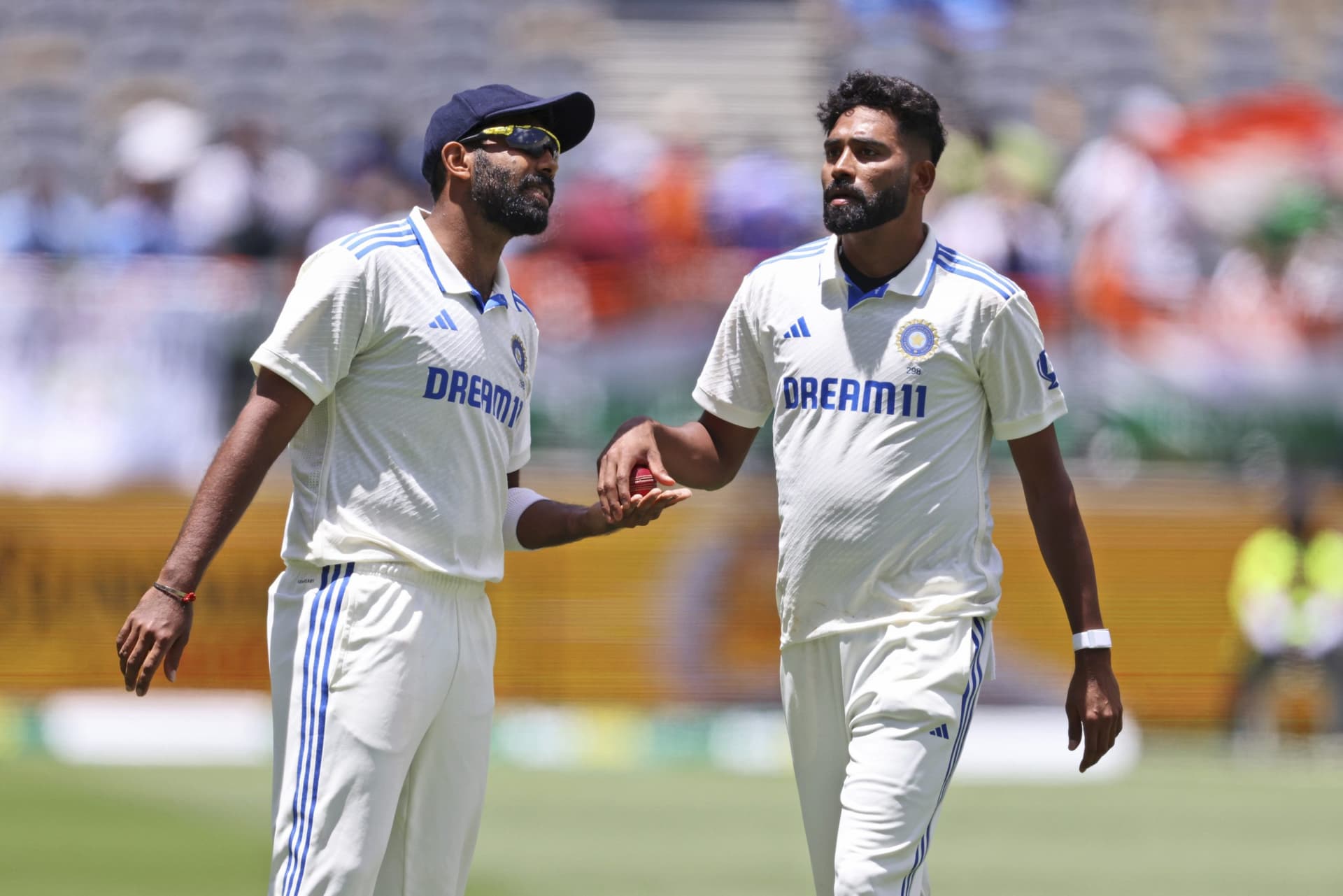IND vs AUS: शिकार पर उतरे सिराज, लंच तक आधी ऑस्ट्रेलियाई टीम पवेलियन में