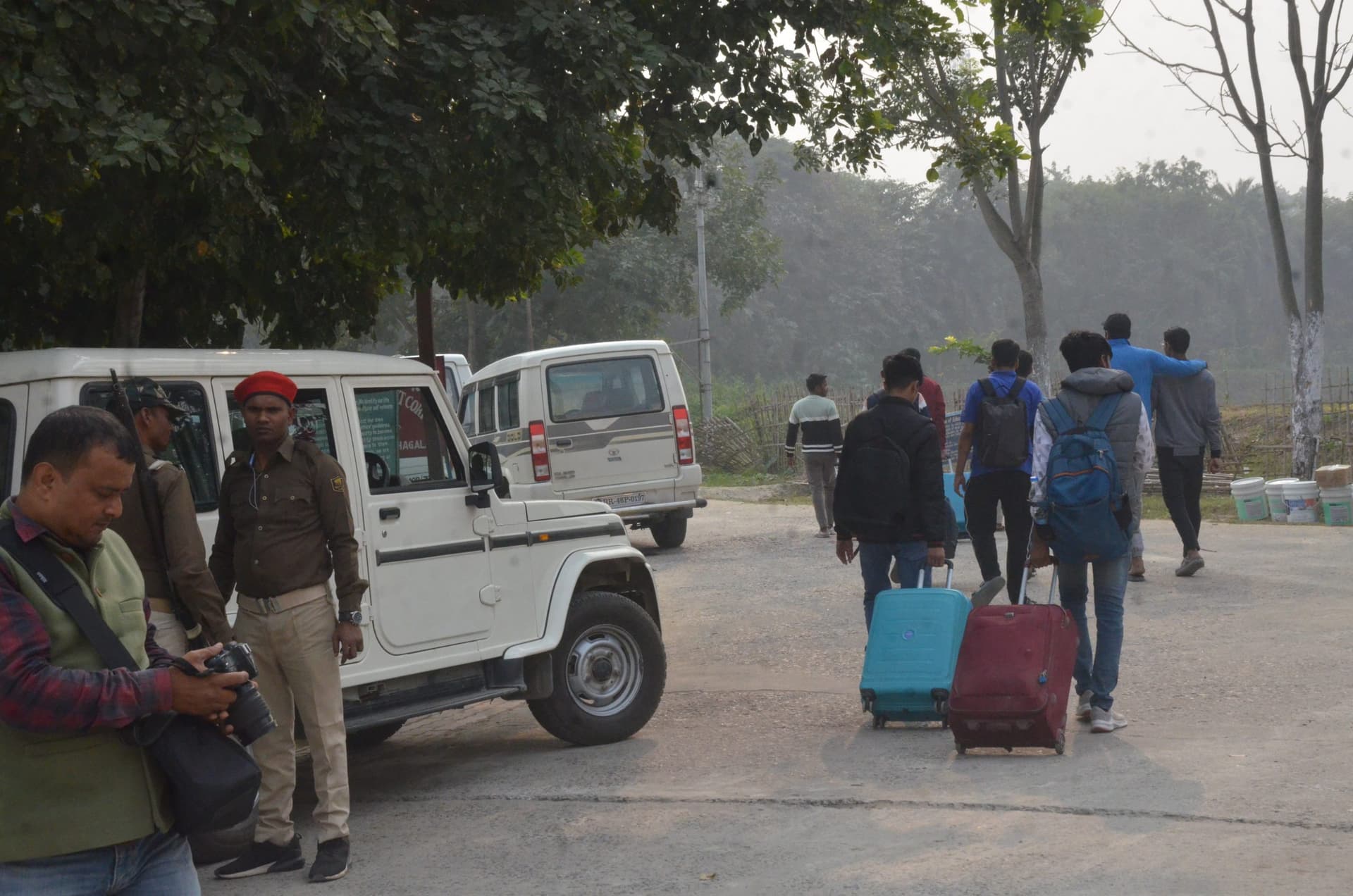 भागलपुर इंजीनियरिंग कॉलेज के प्रिंसिपल-शिक्षक और छात्रों को पुलिस ने पीटा, जानिए लाठीचार्ज की वजह…