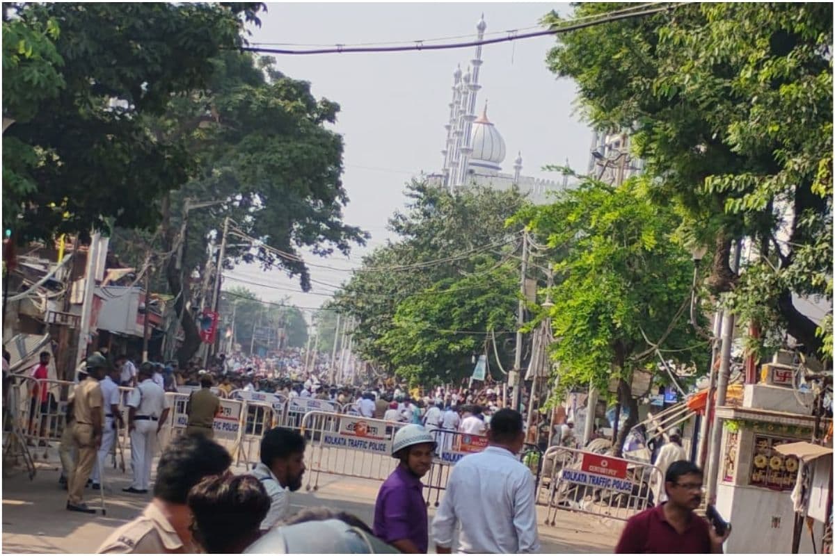 Kolkata Crime News : नारकेलडांगा में आखिर किस बात पर हुआ हंगामा, पुलिस ने दिया ये बयान