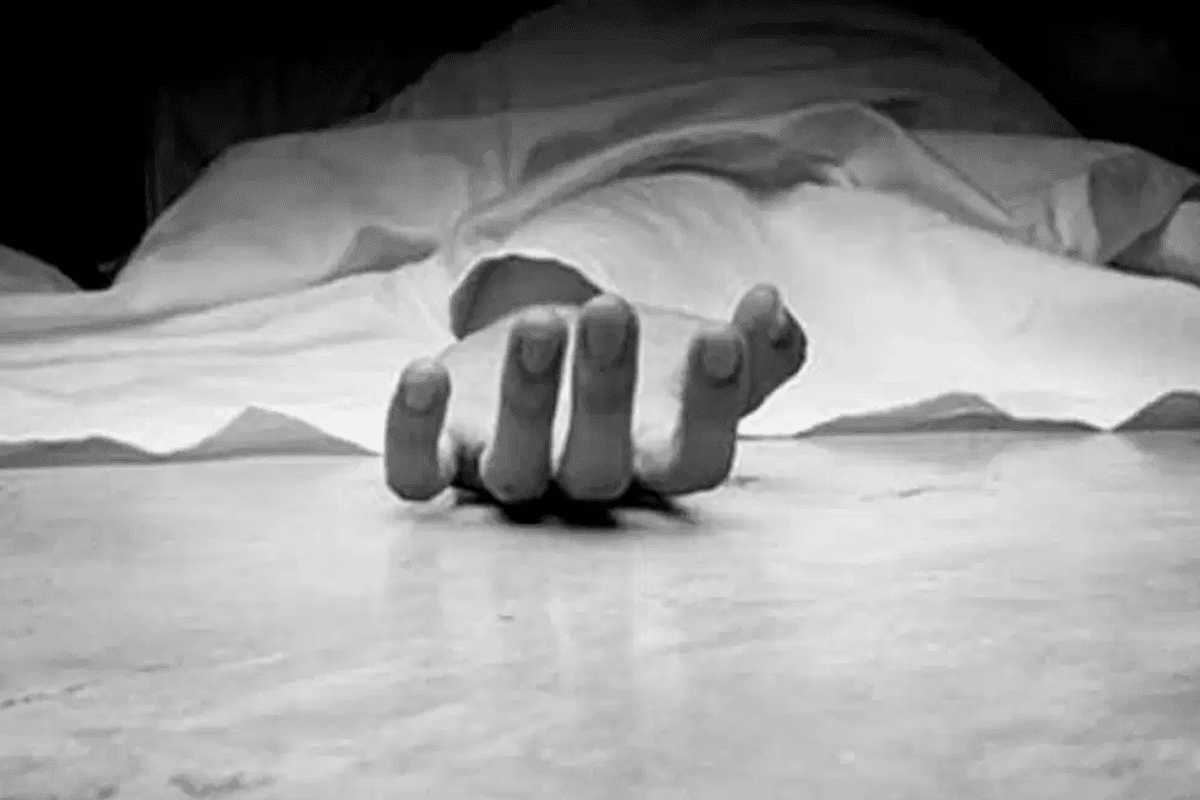 Bettiah News: बहन की शादी से एक दिन पहले भाई की चाकू गोदकर हत्या, एक हिरासत में