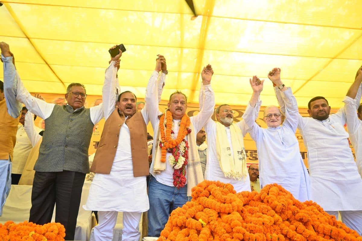 तिरहुत स्नातक उपचुनाव में जन सुराज की ताकत, डॉ. विनायक ने किया बदलाव का आह्वान