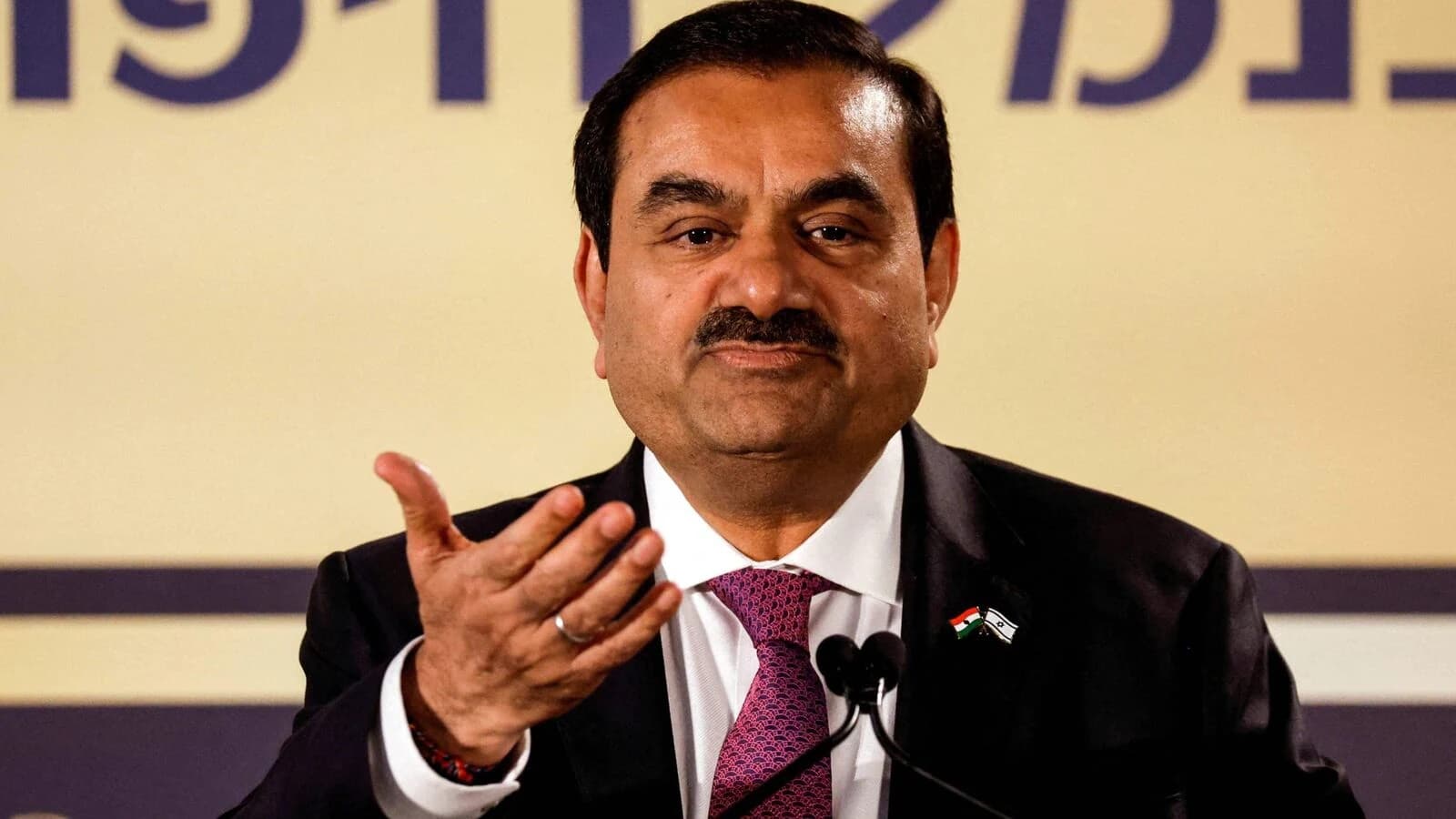 अमेरिकी आरोप के बाद अदाणी ग्रुप की कंपनियों के शेयर में भारी गिरावट, 20% टूटी अदाणी एनर्जी