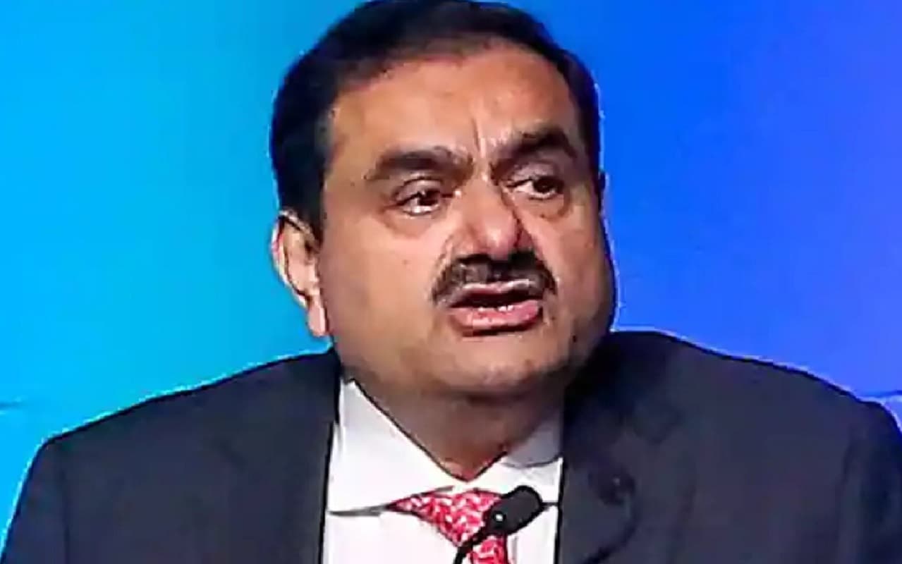 अमेरिका ने गौतम और सागर अदाणी के खिलाफ जारी किया गिरफ्तारी वारंट, अदाणी ग्रीन का आया जवाब