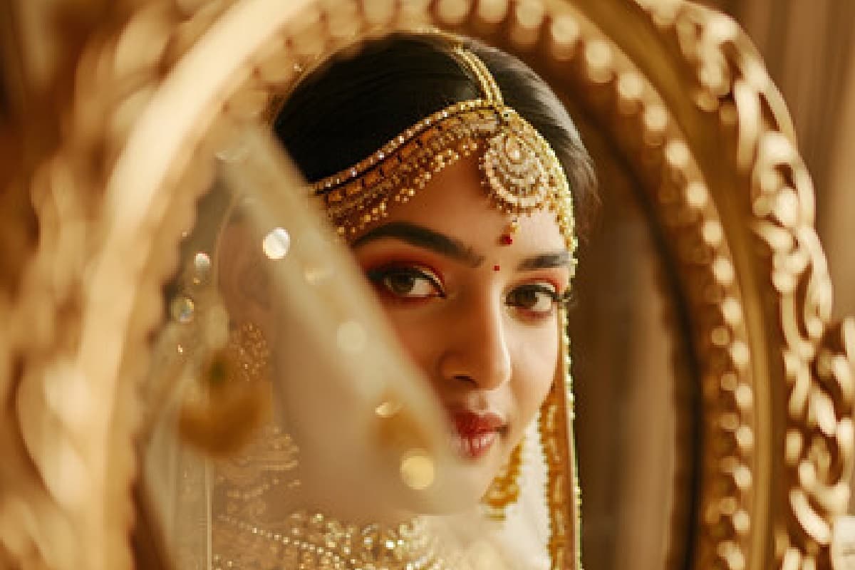 दो दिन में 2250 रुपये सस्ता हो गया सोना, चांदी 2700 रुपये टूटी, जानें आज का ताजा भाव