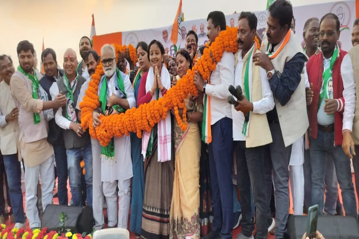 Jharkhand Election 2024: अनगड़ा में कल्पना सोरेन ने बीजेपी पर बोला हमला, कहा- भाजपा के बहकावे में न आए जनता