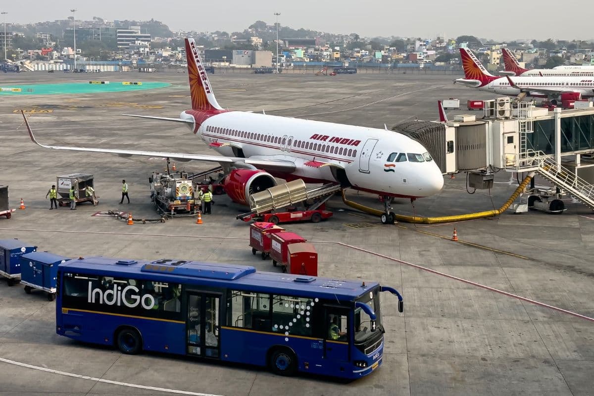 मुंबई एयरपोर्ट को बम से उड़ाने की धमकी से सनसनी