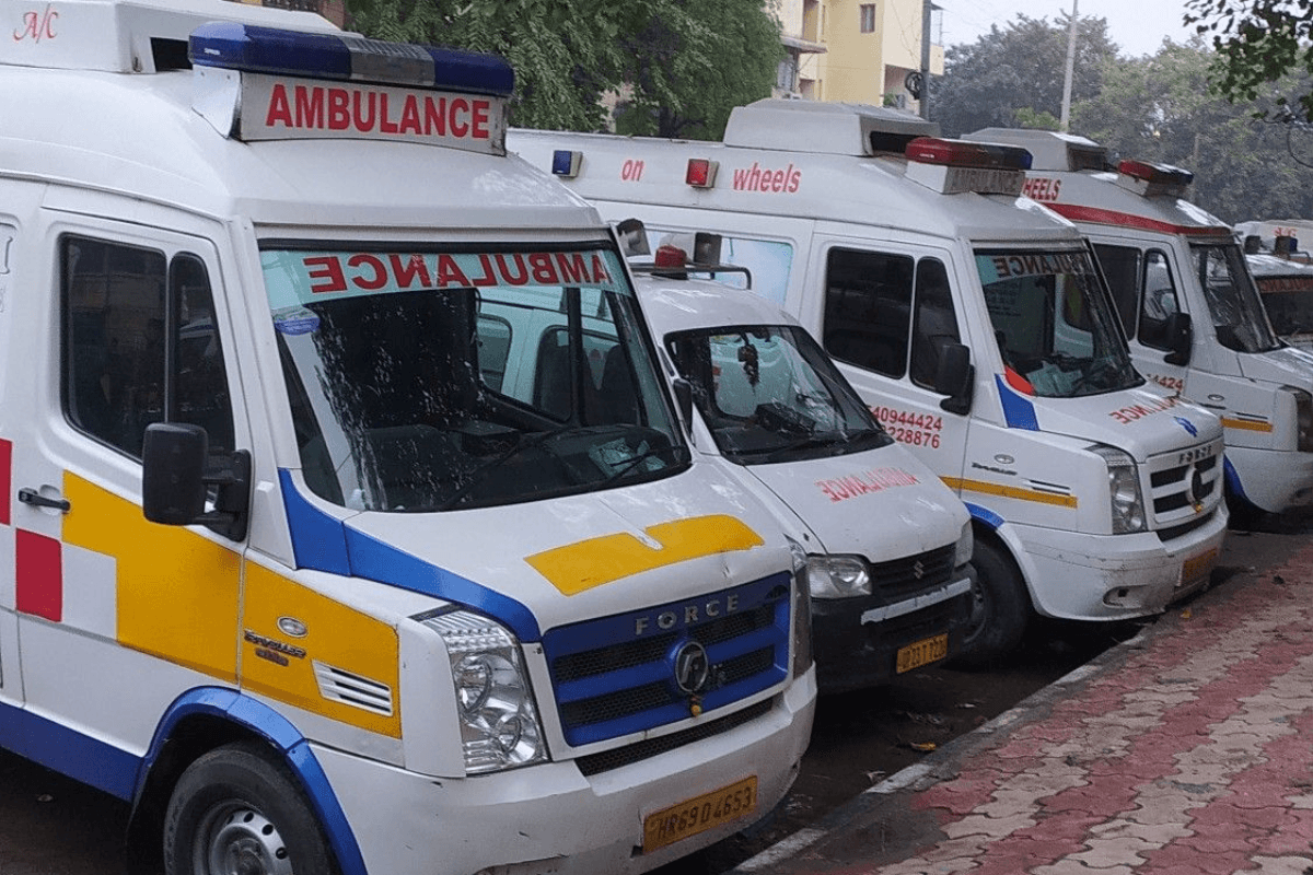 Muzaffarpur News: एंबुलेंस कर्मियों के हड़ताल का दिख रहा असर, निजी चालक वसूल रहे अनाप-शनाप भाड़ा