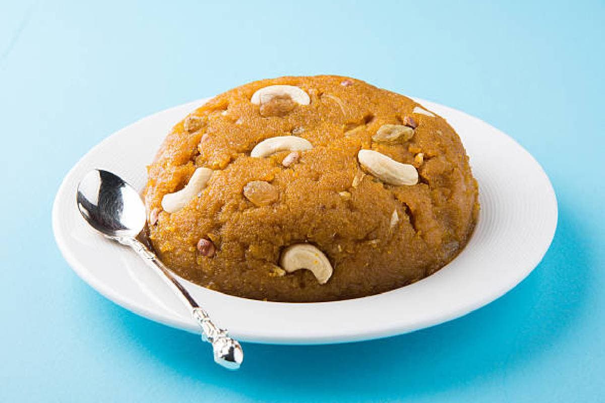 Karah Prasad Recipe: गुरु नानक जयंती पर बनाएं गुरुद्वारे जैसा टेस्टी कड़ा प्रसाद, देखें रेसिपी