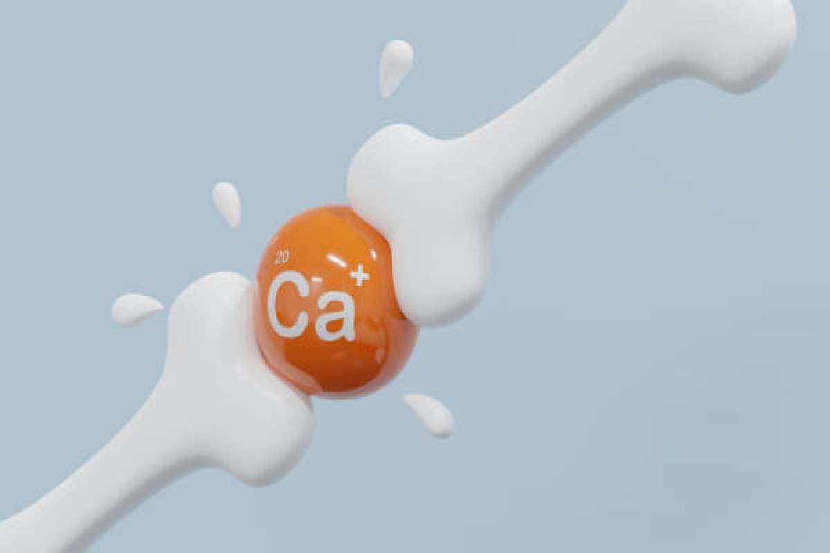 Health Tips: किस वजह से हड्डियां होती है कमजोर, इस ड्रिंक्स से पूरी होगी कमी