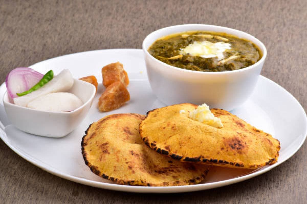 Winter Special Food: मक्के की रोटी और साग कैसे बनाएं, ये है आसान तरीका