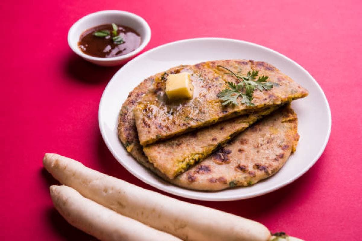 Recipe With Mooli: मूली से बनाएं ये शानदार पकवान, सर्दियों में खाकर आएगा मजा