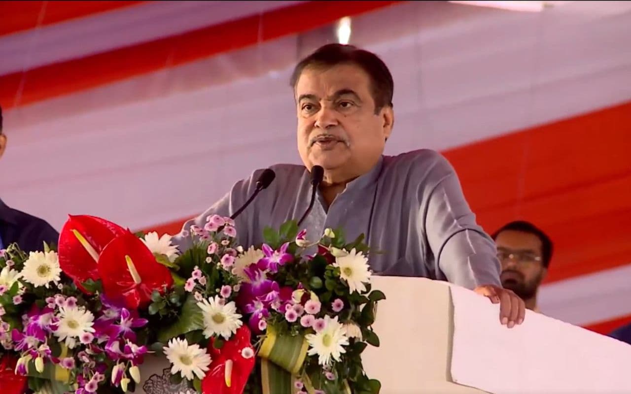 Gaya: 'मुझे अतिक्रमण मुक्त जमीन दो, मैं सड़क दूंगा', गया में बोले नितिन गडकरी