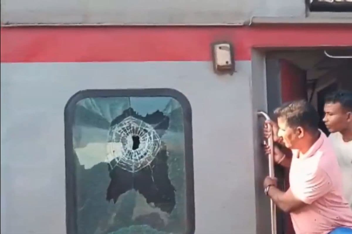 Odisha Train Firing: पुरी-आनंद विहार नंदनकानन एक्सप्रेस ट्रेन पर गोलीबारी, जांच में जुटी पुलिस