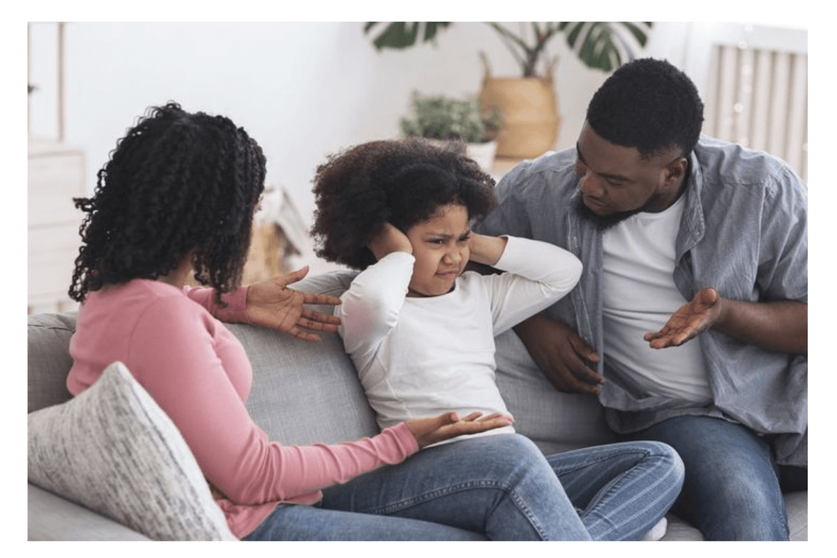 Parenting Tips: गलती से भी न दोहराएं बच्चों के आगे ये 5 गलत आदतें, करें सुधार
