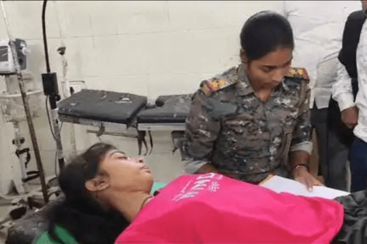 Samastipur News: कोचिंग जा रही छात्रा को मनचलों ने मारा चाकू, संचालक से की थी शिकायत