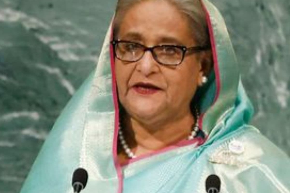 Bangladesh News: मांद से बाहर आईं शेख हसीना, चिन्मय कृष्ण दास की गिरफ्तारी का किया विरोध, तत्काल रिहाई की मांग