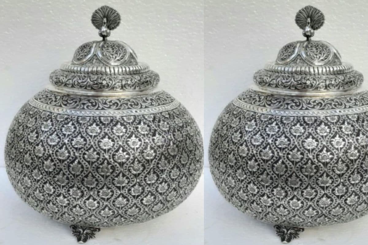 Panchamrit Kalash: पीएम मोदी ने नाइजीरिया के राष्ट्रपति को गिफ्ट किया कोल्हापुर का पंचामृत कलश, जानें खासियत