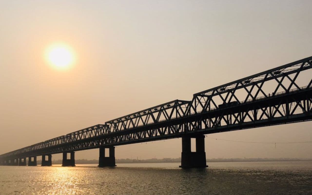 Simaria Bridge: इस वजह से आठ घंटे पूरी तरह बंद रहेगा सिमरिया पुल, दोनों तरफ जवान रहेंगे तैनात Simaria Bridge: इस वजह से आठ घंटे पूरी तरह बंद रहेगा सिमरिया पुल, दोनों तरफ जवान रहेंगे तैनात