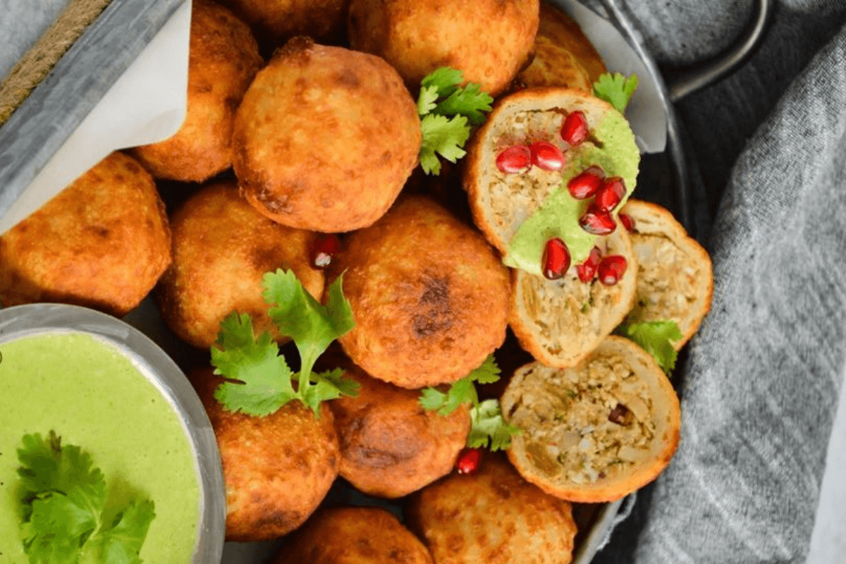 Sooji Poha Bite Recipe: नाश्ते में ऐसे बनाएं ताजगी से भरपूर सूजी पोहा बाइट्स