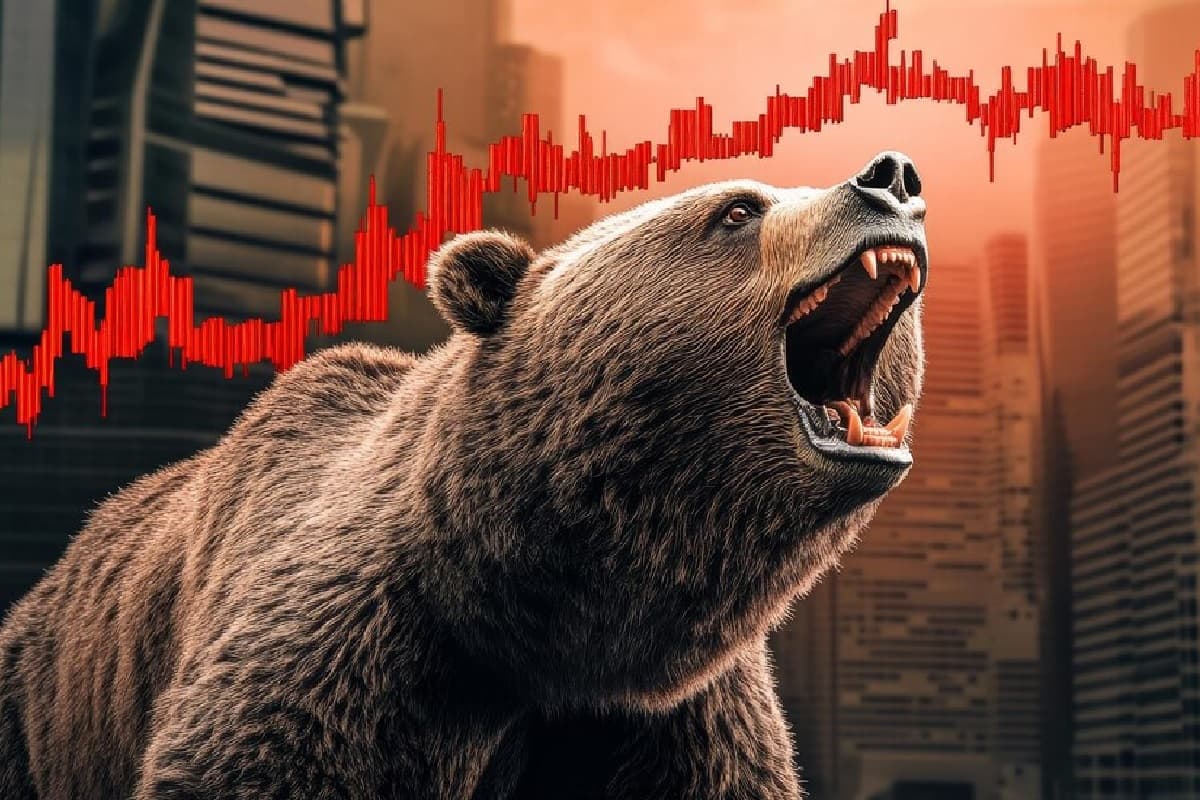 शुरुआती कारोबार में शेयर बाजार में जोरदार गिरावट, 115 अंक गिरकर खुला सेंसेक्स