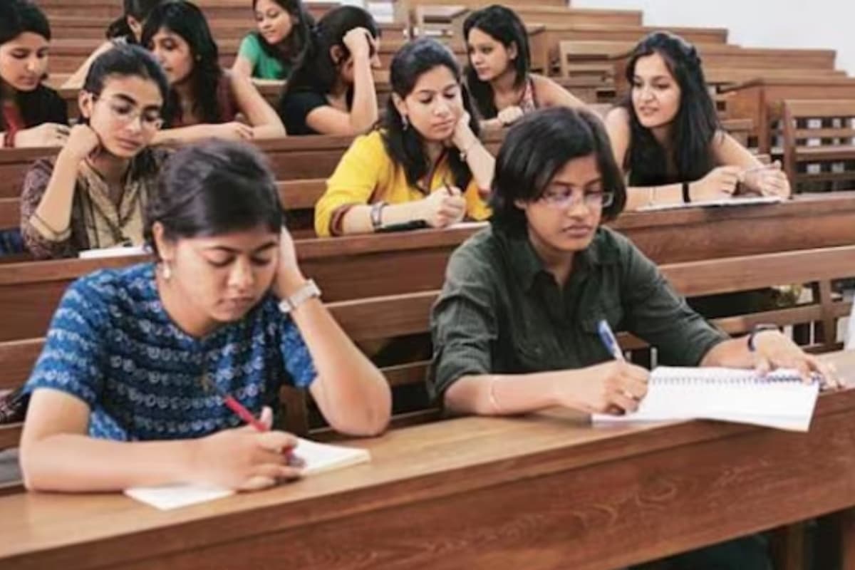 UP DEled Result 2024: कल तक जारी हो सकता है यूपी डीएलएड परीक्षा का परिणाम, यहां देखें लेटेस्ट अपडेट