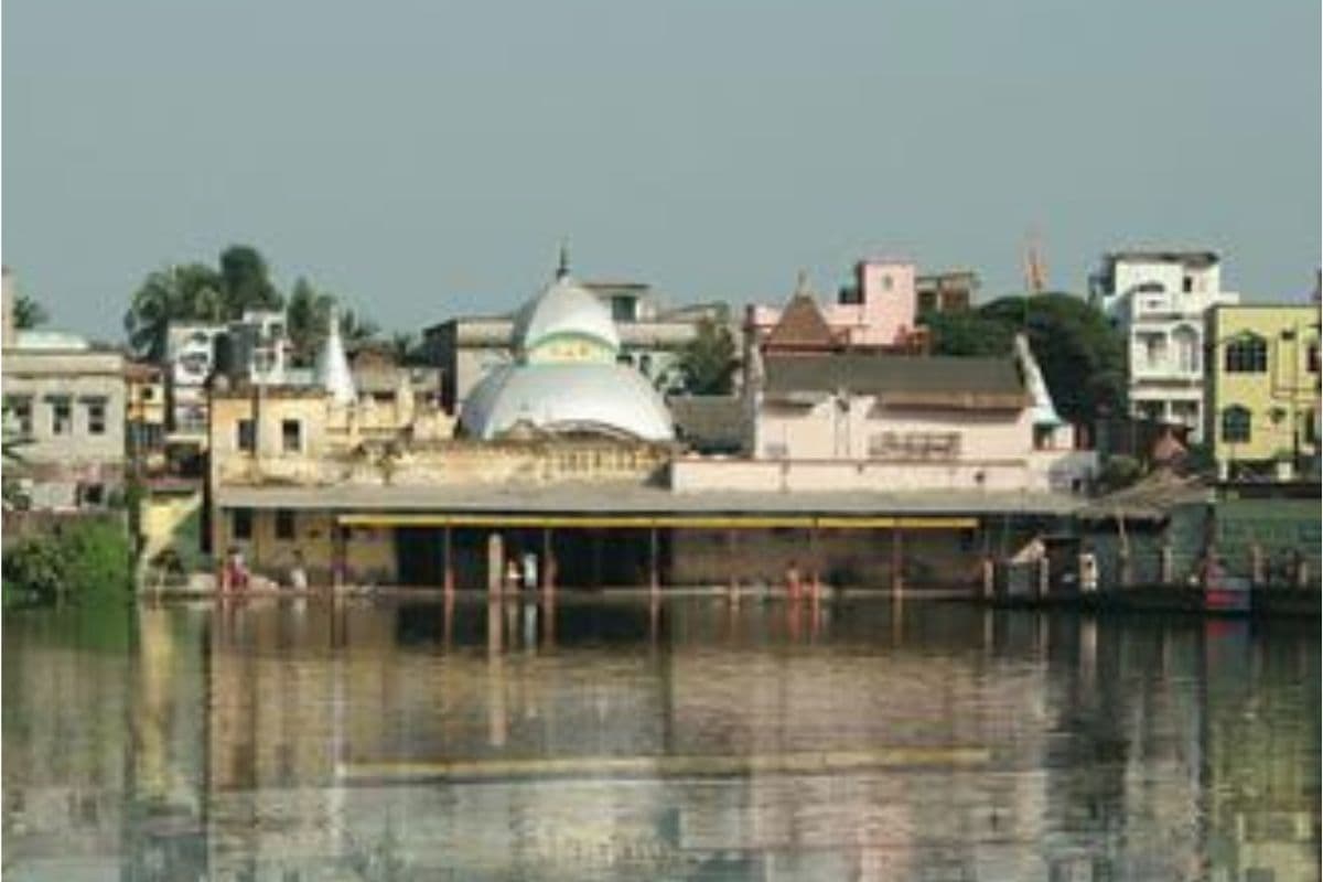 Tarakeshwar Mandir : तारकेश्वर मंदिर के गर्भगृह में प्रवेश का नियम बदला