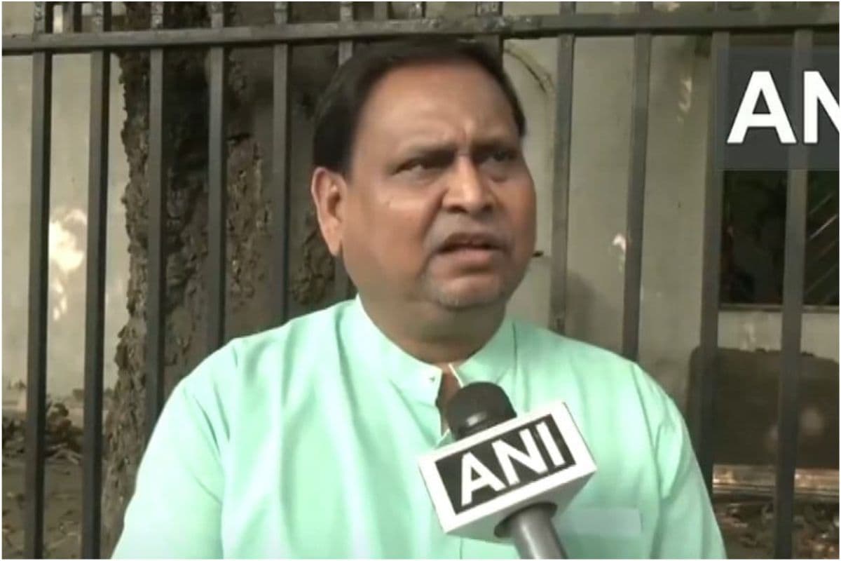 Humayun Kabir : तृणमूल ने हुमायूं कबीर को 72 घंटे में कारण बताओ का फरमान किया जारी