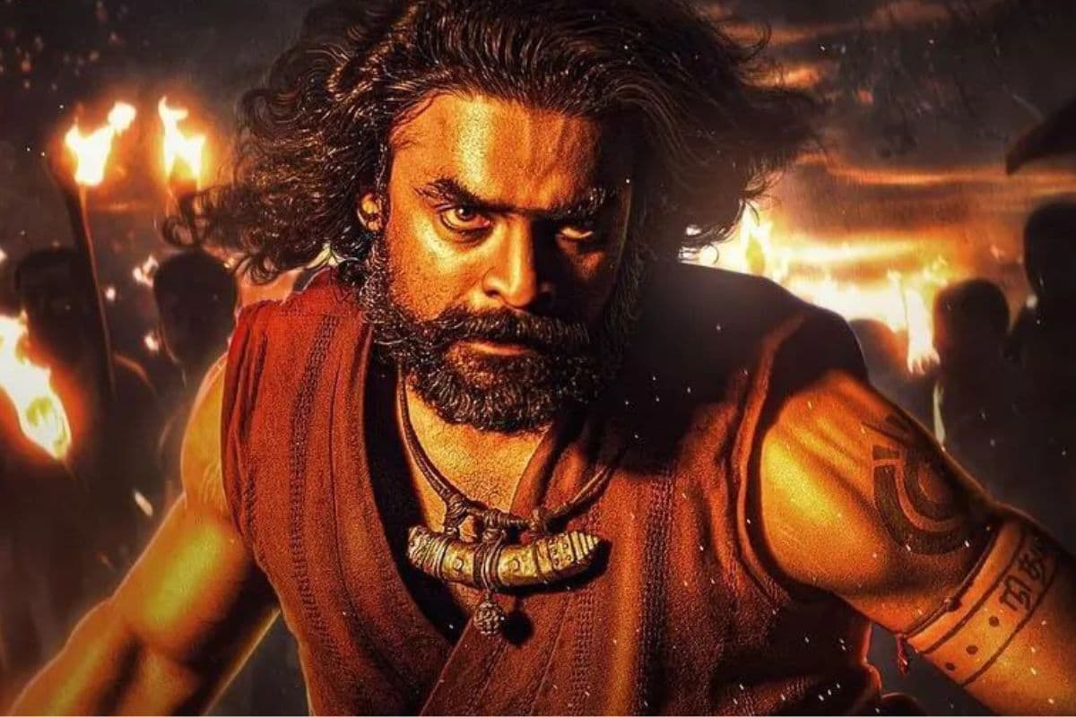 ARM OTT Release: बॉक्सऑफिस पर झामफाड़ कमाई करने के बाद, साल 2024 की ये साउथ ब्लॉकबस्टर फिल्म ओटीटी डेब्यू को तैयार