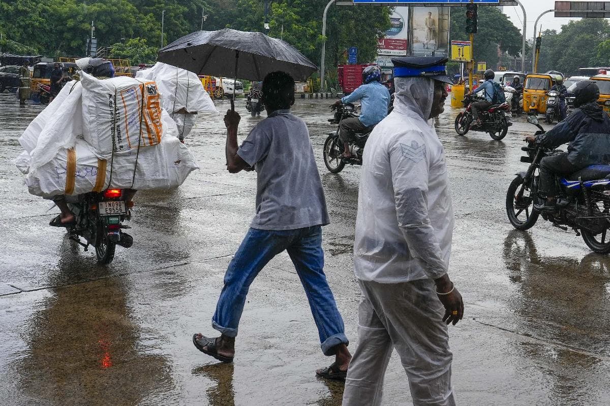 Rainfall Warning: 12 से 17 नवंबर तक इन राज्यों में होगी भारी बारिश, देखें अगले 6 दिनों के मौसम का हाल