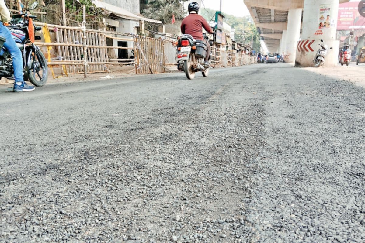 PM Modi के रोड शो को लेकर प्रशासन की कैसी है तैयारी, न्यू मार्केट चौक से पिस्का मोड़ तक हो रही बैरिकेडिंग