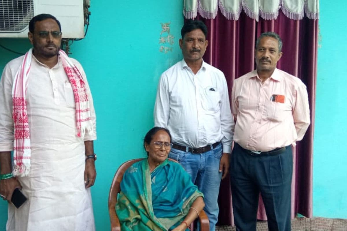 झारखंड के पूर्व मंत्री रणधीर कुमार सिंह पर प्राथमिकी दर्ज, महिला को दी है धमकी झारखंड के पूर्व मंत्री रणधीर कुमार सिंह पर प्राथमिकी दर्ज, महिला को दी है धमकी