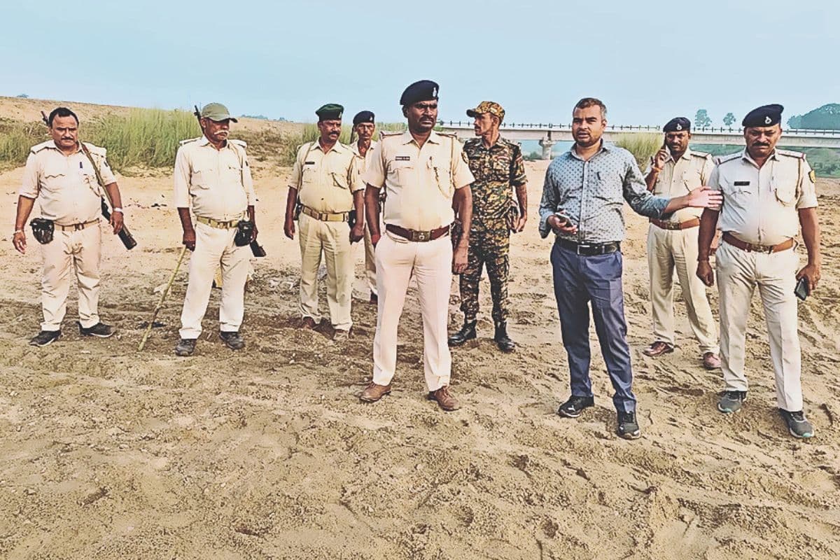 Bihar News: गया में बालू माफियाओं के खिलाफ बड़ी कार्रवाई, 30 से ज्यादा लोगों पर केस दर्ज