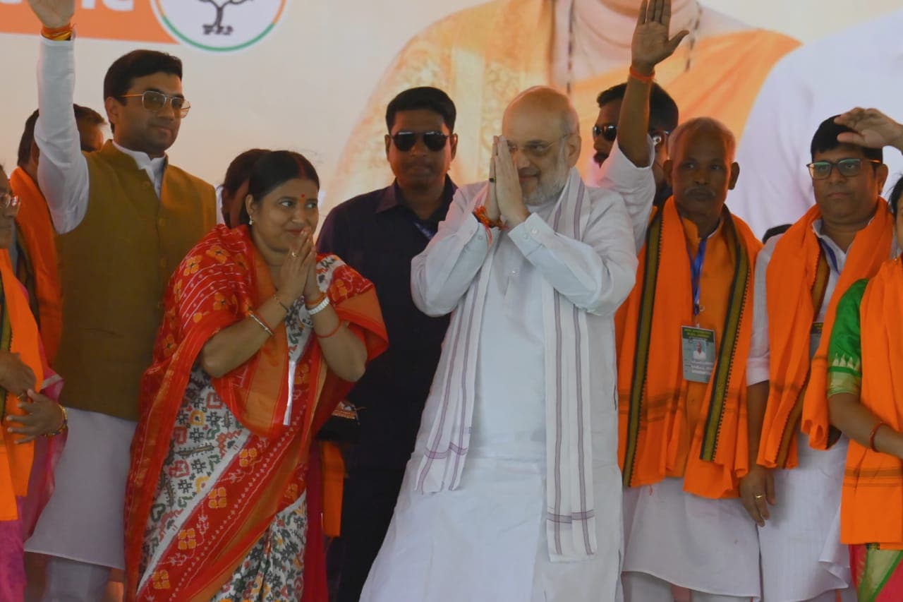 झरिया में अमित शाह : 15 मिनट के संबोधन में कोयला तस्करी समेत इन मुद्दों पर हेमंत सोरेन सरकार को घेरा