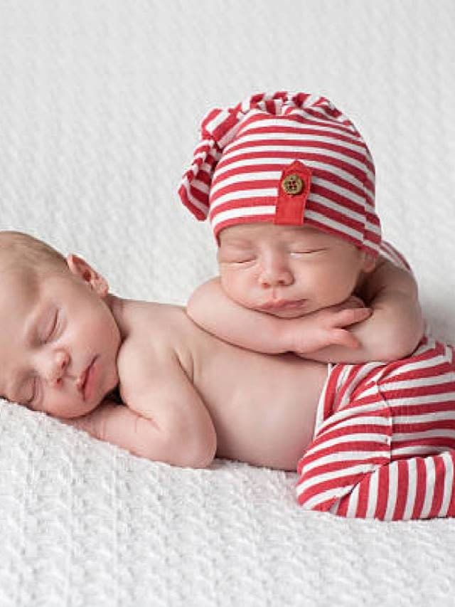 Twins Baby Boy Names: जुड़वा बच्चों के लिए चुन लें प्यारा नाम, लो करेंगे तारीफ